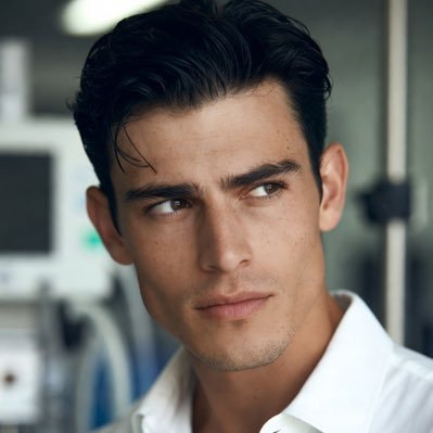 heterious's profile picture. Hetero pero no mucho.