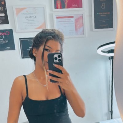 pj_Burguesa's profile picture. A coroa que cabe na minha cabeça não cabe na de mais ninguém🫡✨ #viúva🏴