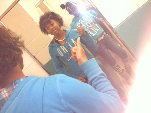 Juss mee ! Funny, cutee, #1 Volleyball Loveer, loving, & cool ... #Ayeeee !! & #TEAMBREEZY - all daay ! ilovee @chrisbrown ..