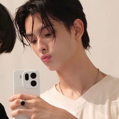 kp_bambi4's profile picture. 