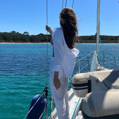 naoshines's profile picture. Genuine, Compassionate