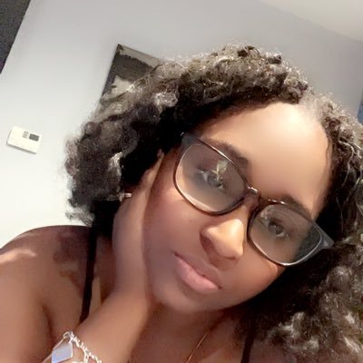 elsaa__'s profile picture. sadity and selective 🕷️🇻🇮𓃰  shsu alumna