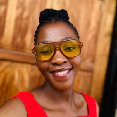 VeronicaLeotla's profile picture. God’s own prototype 🌸in a world full of trends but I’m classic🔥💗 🇱🇸🇱🇸