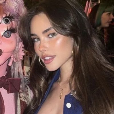 sovrtms's profile picture. locket