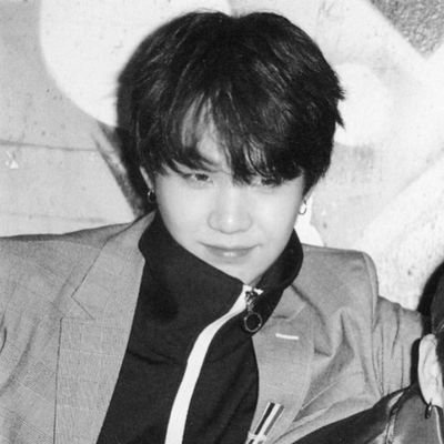 violuev's profile picture. edtwt / bts