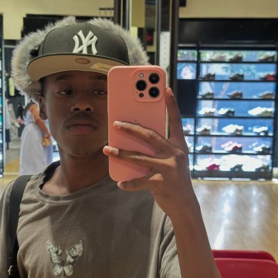 ponatsheg0's profile picture. 