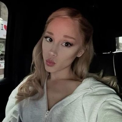 diorxyri's profile picture. ♡ xyri ゛he/him 𓊆 𝜗𝜚 𓊇 keeping it positive daily ˚₊‧꒰ა 𝓐𝓻𝓲𝓪𝓷𝓪𝓽𝓸𝓻 ଓ 
follow me = fb 🤍 #IceOUT 🇵🇸

 not impersonating