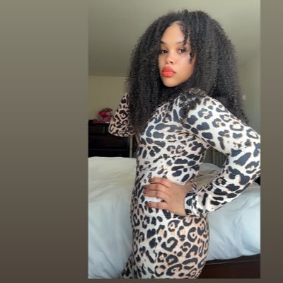 veganista9's profile picture. peace, plants & new shells for new moods…