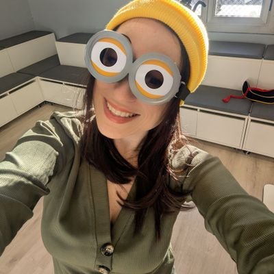 lletraferida85's profile picture. Brava. Intensa. De vegades insofrible, sempre brutalment honesta. Un caos amb ànima. Valenta en les pròpies pors.