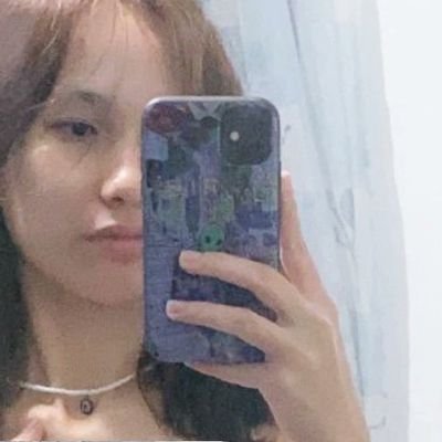 UrvafeM15381's profile picture. 