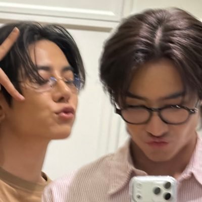 jjmmysea's profile picture. 𝘧𝘰𝘳 𝘺𝘰𝘶 𝘣𝘳𝘪𝘯𝘨 𝘤𝘰𝘮𝘧𝘰𝘳𝘵 𝘵𝘰 𝘮𝘺 𝘴𝘰𝘶𝘭 ༊*·˚⊹