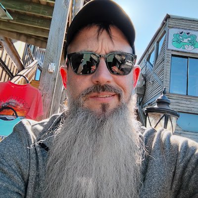 RYANLASKINSSR's profile picture. JESUS IS KING 👑 BE HAPPY, COUNT YOUR BLESSINGS,BE COURAGEOUS,BE BOLD, LOVE AND LAUGH WITH YOUR ALL