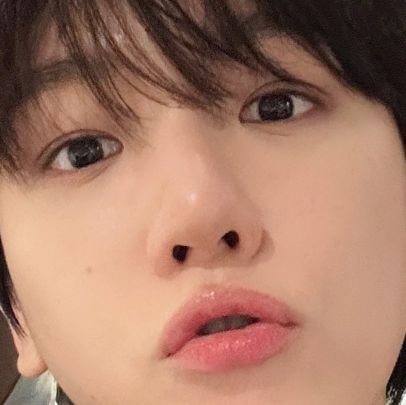 byunberie's profile picture. 𝓴𝔂𝓸𝓸𝓷𝓰 𝓰𝓲𝓻𝓵 ೀ