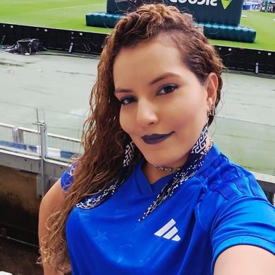 isafqcabral's profile picture. Mãe da Maria
Engenheira Florestal e de Segurança 
Feminista
Antifa por natureza
Cruzeirense apaixonada