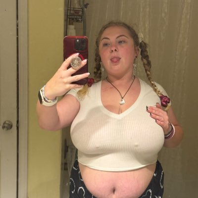 Charlot74017313's profile picture. message me if you need help for money 💵 ❤️💰💸