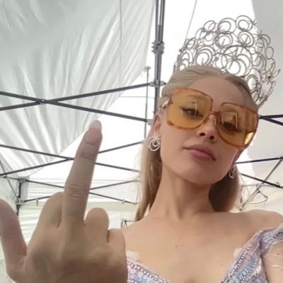 bublyrem's profile picture. Pᴇᴅᴀɢᴏɢɪᴀ | 📚 | 013📍