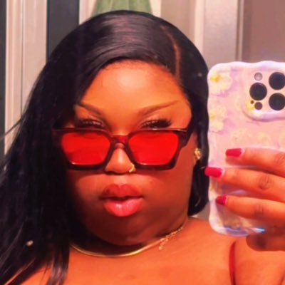 aol_yolanda's profile picture. your gonna get off to my selfies anyways so get off to my tweets too 🤷🏾‍♀️🤷🏾‍♀️🤷🏾‍♀️ $app: Yolandasophat