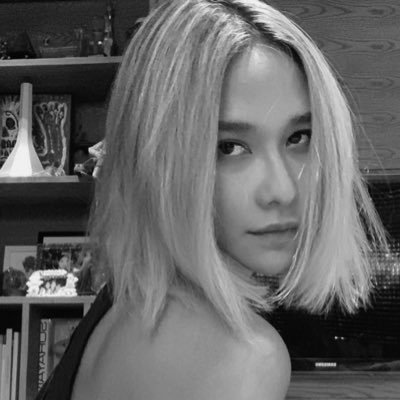 Pixiesgal's profile picture. Don't really have one!