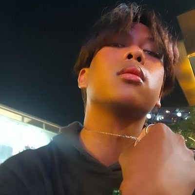 PrinceOfPurLand's profile picture. your one and only purple boy || https://t.co/o4Snuu5Zoj