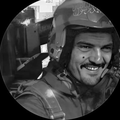 e6e_m's profile picture. 