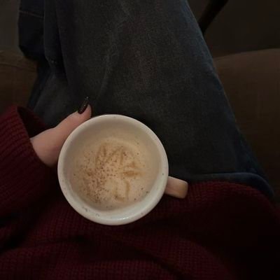 lomaa_4's profile picture. 