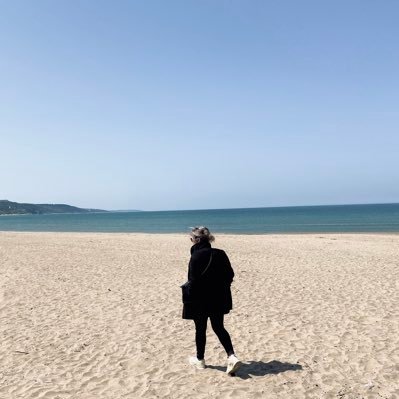 aryalexoz's profile picture. 