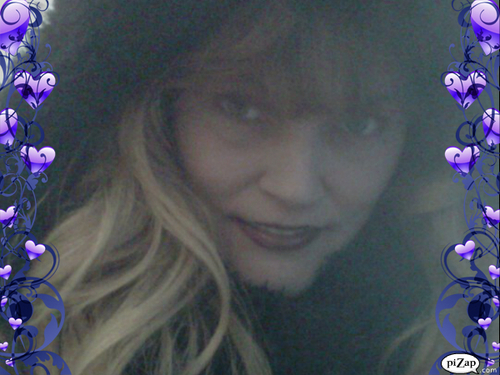 Luv to laugh! Truly believe that u always get back what u give out! Dont believe in prejudicism, bullying, or racism..We are who we are. Except it or walk away!