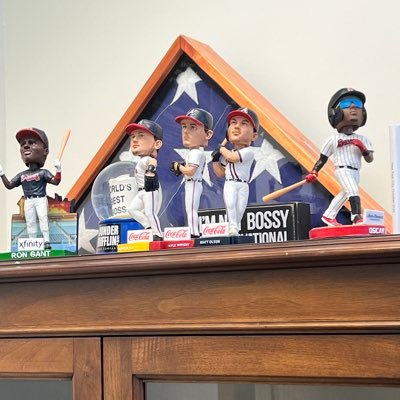 txchick70's profile picture. Love my #Braves #Astros and #MLB!