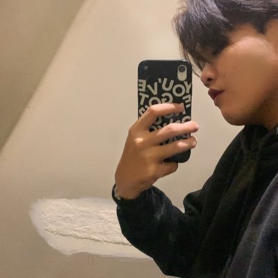 letstrydude's profile picture. 