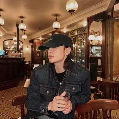 frmdawnutswdluv's profile picture. 𝓭𝓾𝓶 𝓼𝓹𝓲𝓻𝓸 𝓼𝓹𝓮𝓻𝓸. 777. She/Her. Personal space. Nurse rants. Kpop. Stray Kids. OT8. STAY. 🐺🐱🐷🐰🥟🐿🐥🐶🦊