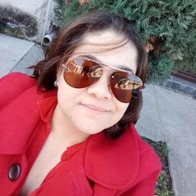 MichellejjRock's profile picture. Abogada en curso