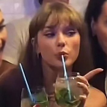 crypiercevans's profile picture. rep & TTPD • little monster