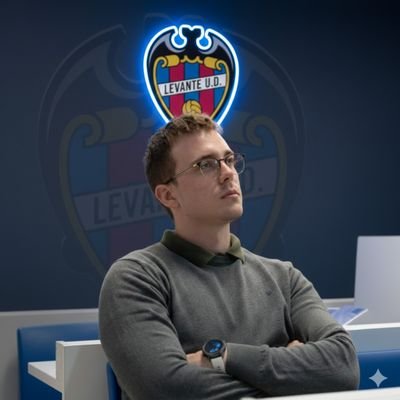 NachoAlvarezFut's profile picture. 🔎 @SportingDeHorta
🐸 Ojeador Fútbol Base en @LevanteUD
📚 Co-Director y Profesor @objetivoanalist