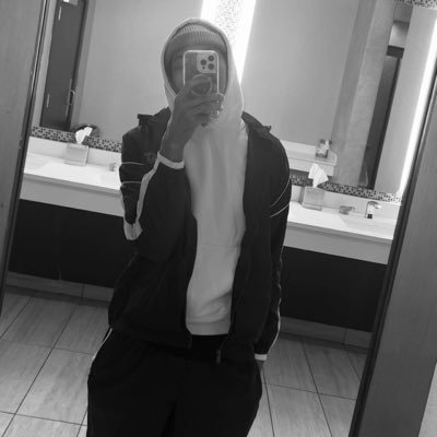 Only_1OfMii's profile picture. 