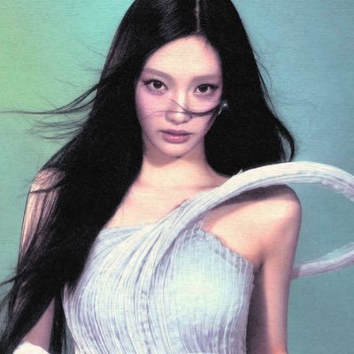 occuorreds's profile picture. an amateur writer. (slow updates)