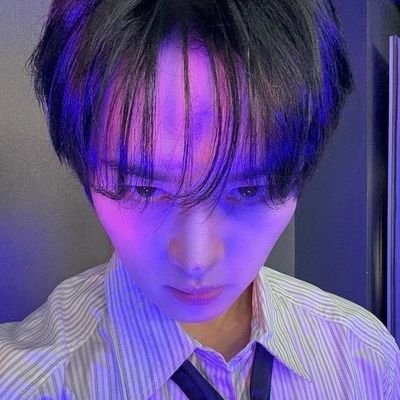 eevadnen's profile picture. I was always sure you would let me down .