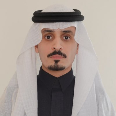 بين الحلال والحرام أميل هُنا وهُنا ، لي زلاَّتي ولي حماقاتي ، لا أدَّعي الكمال ومنذ متى يكتمل البشر ، ولكني أرجو الله أن يَدُلني على الطريق الصحيح