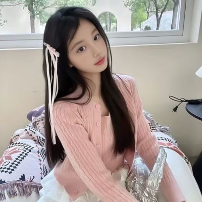 kkeramaian's profile picture. Ⅲ — ❀ “Ethereal Measure” Soft symmetry, poised and deliberate, grace refined into its purest discipline.