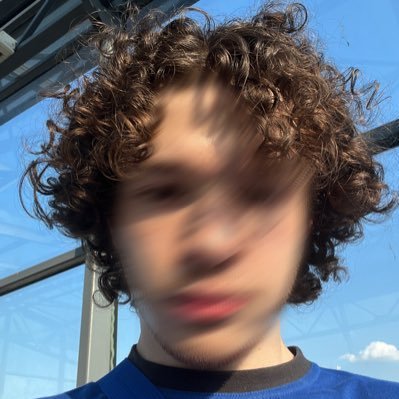 batuxpy's profile picture. salut