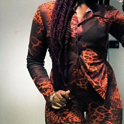 muthoniiiiiiii's profile picture. Being and Becoming || MUA 💄|| https://t.co/uMofsaQC4i