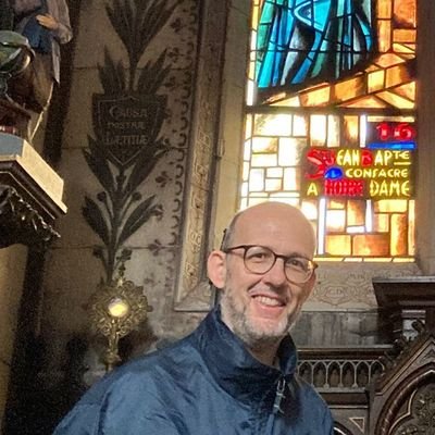 apego5's profile picture. Catedrático de Humanidades (@LaSalleBCN @uramonllull). Escribo en @gaceta_es / @eldebate_com. Mel in cera, devotio in littera est (S. Bernardo de Claraval).