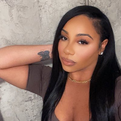 bBad_'s profile picture. 