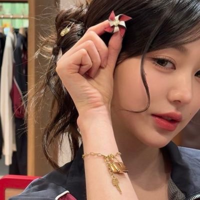 Iechanyoung's profile picture. for #앤톤