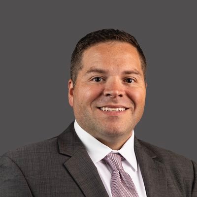 ChadBoggs614's profile picture. 18-year Corporate veteran turned Franchise Owner, now obsessed with CRE. Passionate about transforming spaces & helping businesses achieve their goals. 🏢📈