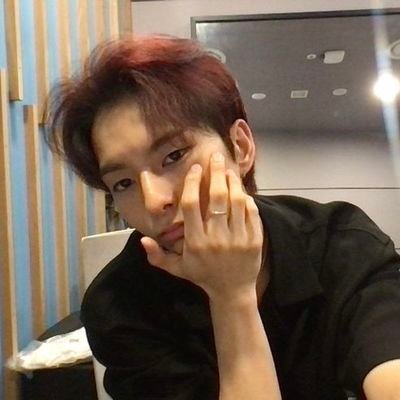 cherry0nt's profile picture. 