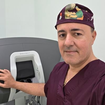 stefan0s_'s profile picture. Γενικός Χειρουργός Ρομποτικής & Λαπαροσκοπικής Χειρουργικής. Πιστοποιημένος Ρομποτικός χειρουργός Da Vinci. Ογκολογική χειρουργική