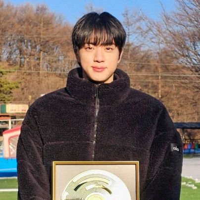 jinnie_moon30's profile picture. BTS IS COMING!!!!
20.03.26
Only Army✨️
OT7 como debe ser