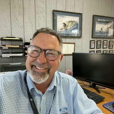 caddelandrew's profile picture. Quiet confidence, loud results.