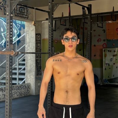 aaron_piercer's profile picture. IG: lloydaaronagustin • Actor • https://t.co/P0GfcIZ7J2
