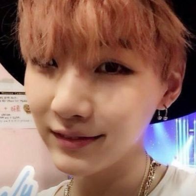 milinimal's profile picture. тома 04line, bangtanshit 4 life и много щитпостинга